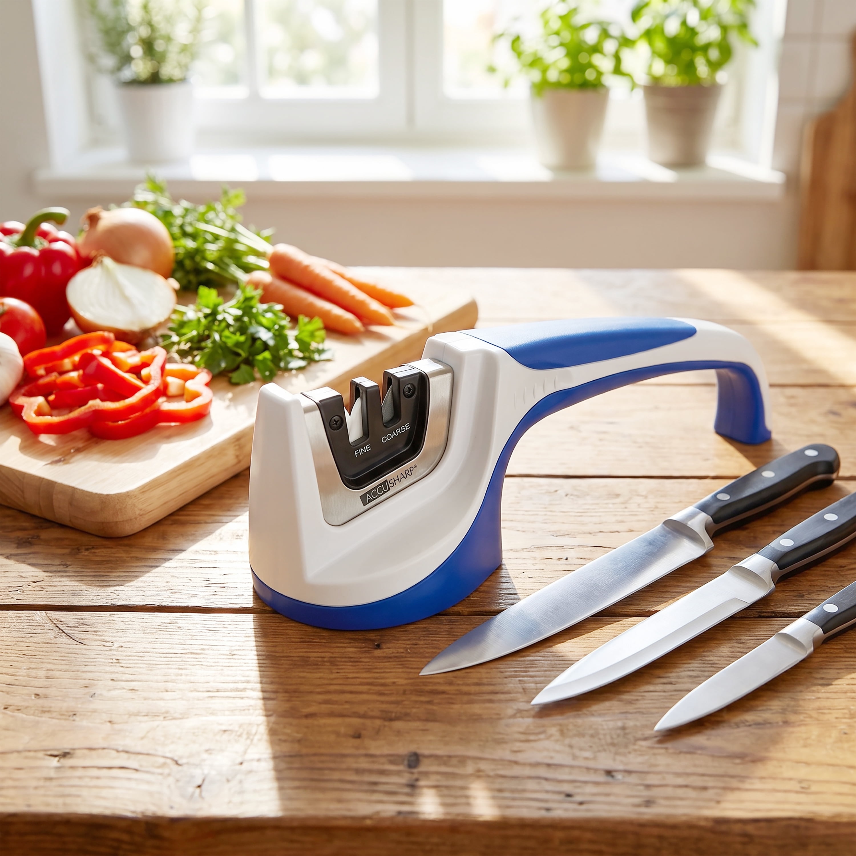 AccuSharp Two-Stage Pull-Through Knife Sharpener with Diamond-Honed Tungsten Carbide and Fine Ceramic Rods