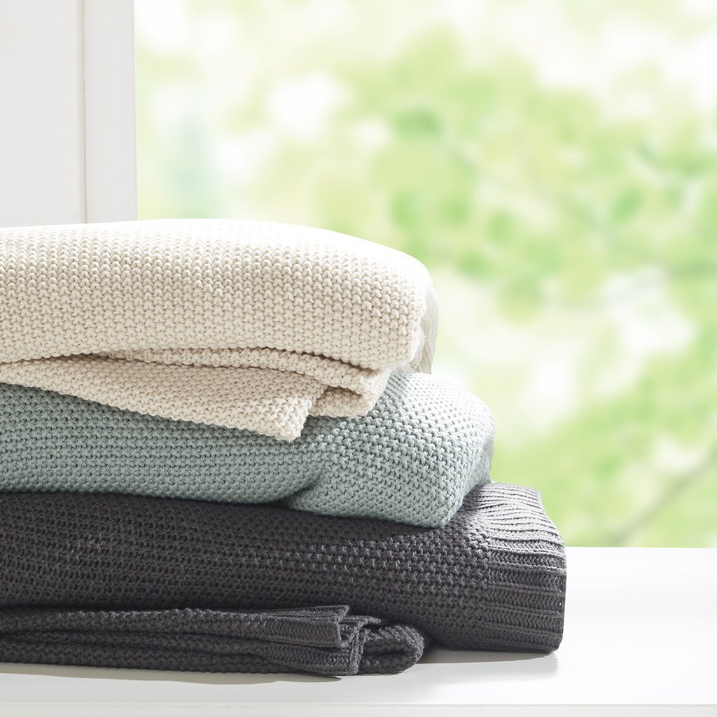 Bree Knit Blanket Ivory Full/Queen, This classic knit blanket will keep