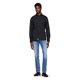 thumbnail image 3 of Camisa Tommy Hilfiger Flex de popelina regular de manga larga negra, 3 of 5