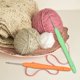 thumbnail image 4 of Kits de ganchillo para principiantes, 62 piezas, juego de ganchos de ganchillo, kit de hilo de color aleatorio, aguja de ganchillo ergonómica con bolas de hilo de 3 colores para amantes del ganchillo, calcetines de punto, bufanda, guantes (azul) Kuyhfg Bienvenido a Kuyhfg, 4 of 5