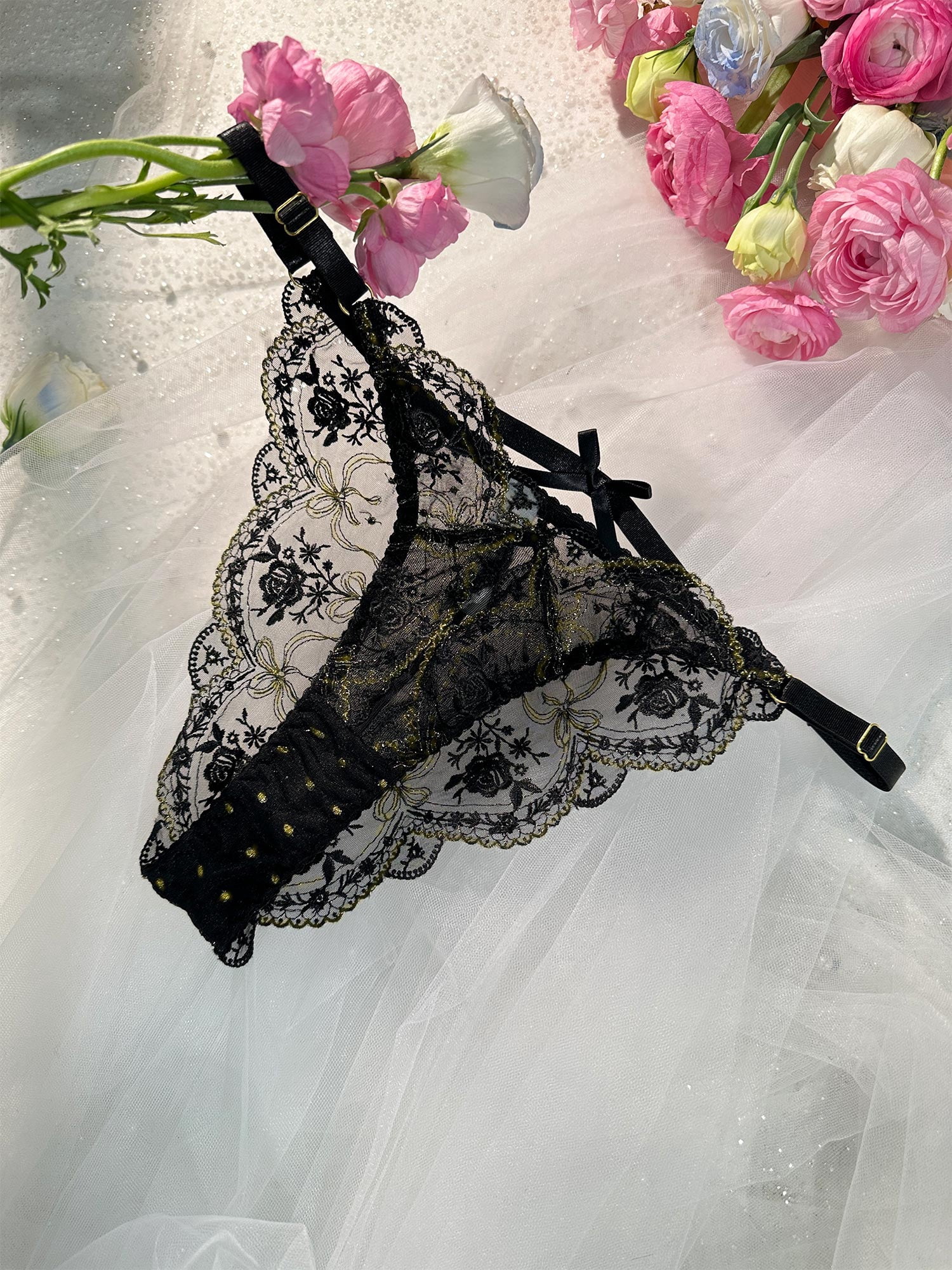 Sheer Black &Golden Embroidery Lingerie Set (BLACK, L)