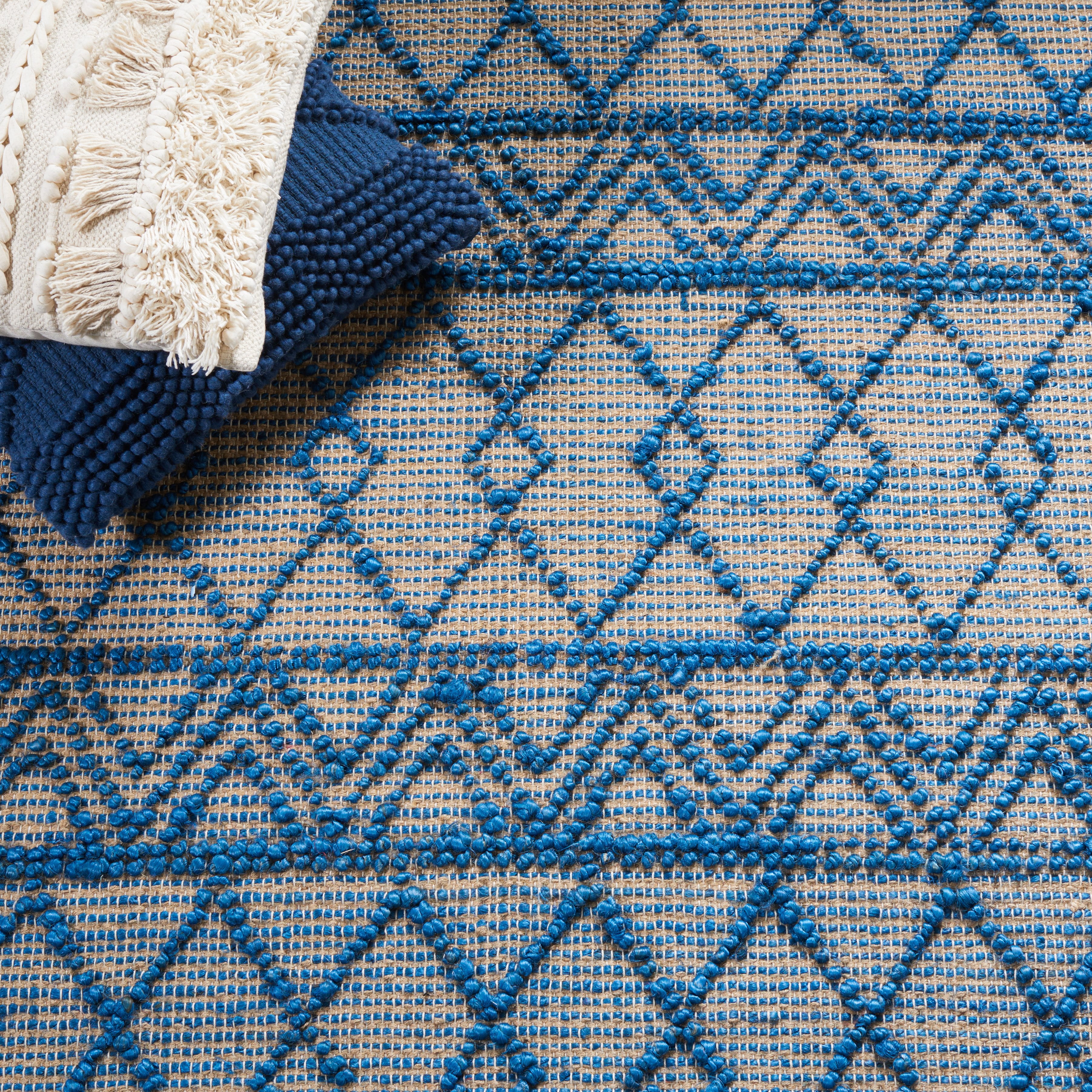 SAFAVIEH Natural Fiber Tayler Geometric Area Rug, Blue/Natural, 5' x 8'