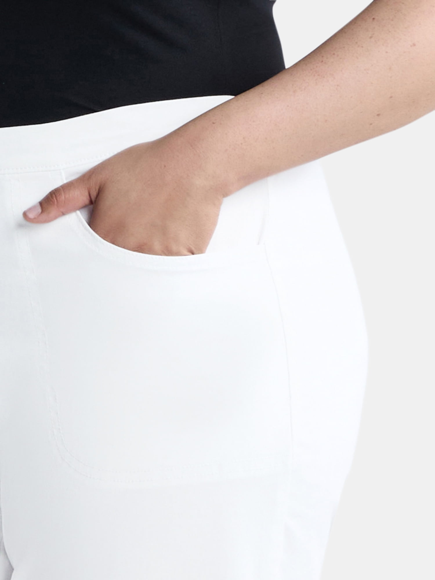 JMS Just My Size by Hanes Women's Plus Size Pull On 2 Pocket Stretch Capri, Sizes 0X-4X