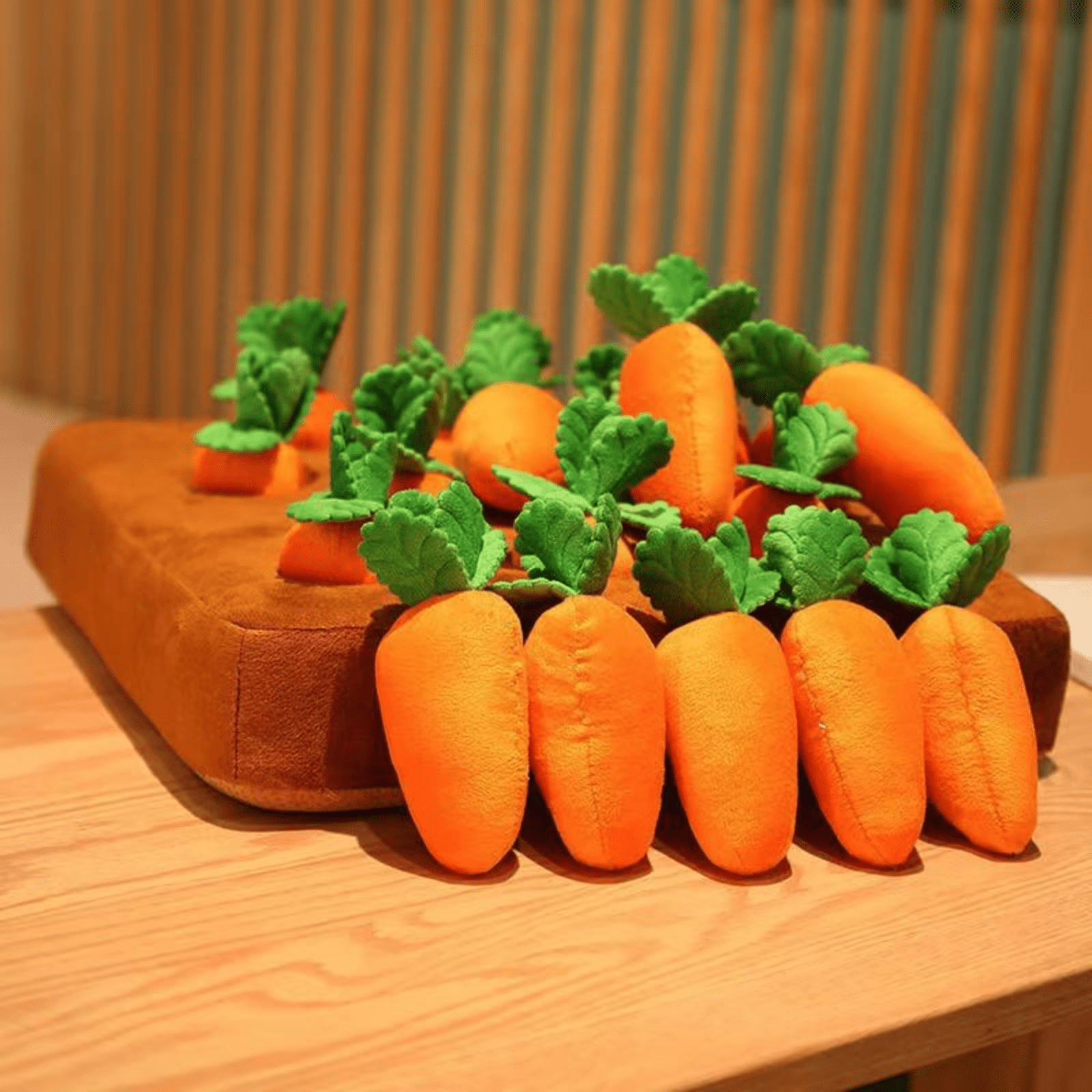 Dog Toys, Carrot Snuffle Mat Puzzle Toy, 2 in 1 Nosework Feeding Game for Stress Relief