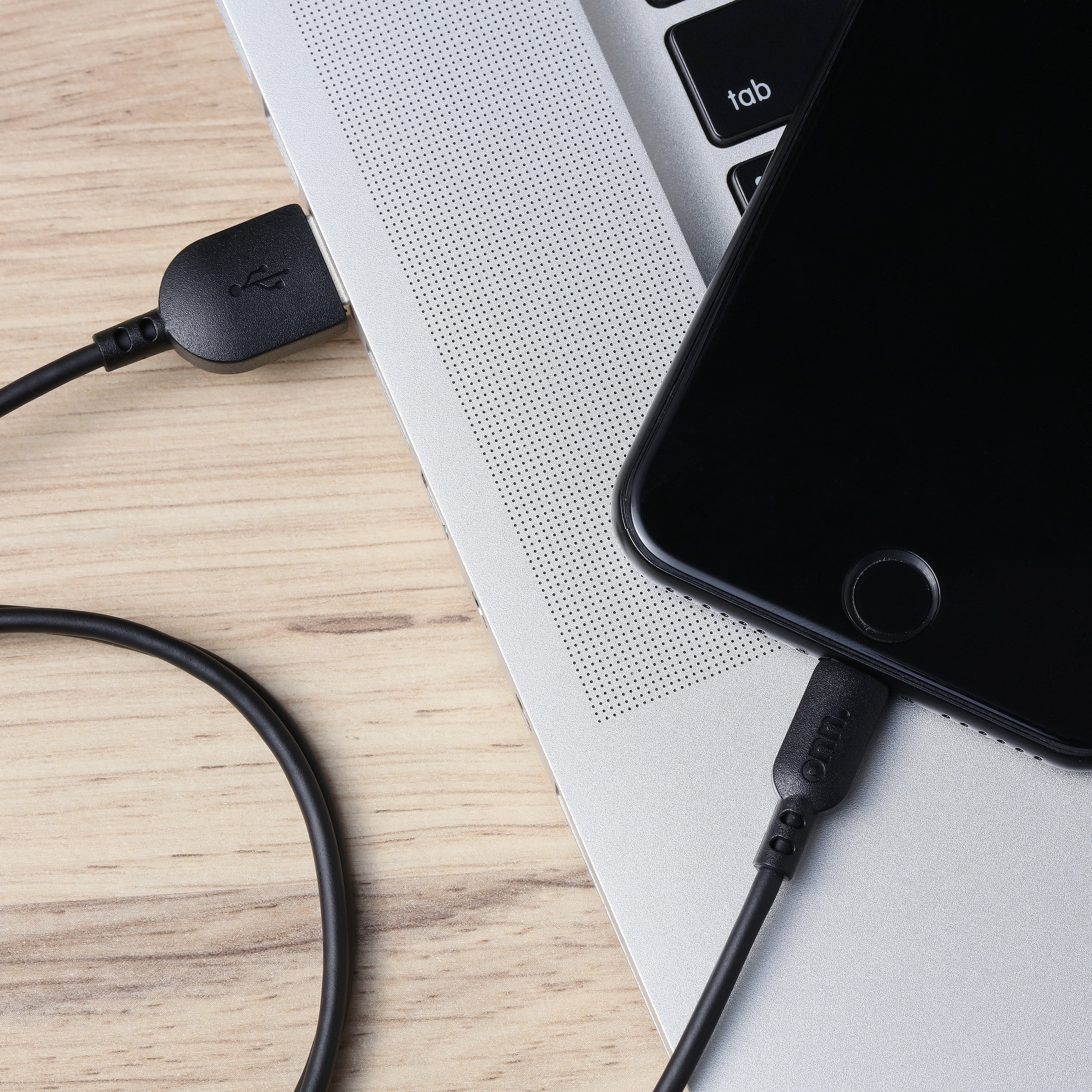 onn. 3' Lightning to USB Computer Cable, Black