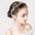 thumbnail image 4 of Diadema de princesa TUNC con flores blancas y vestido de perla para niñas y mujeres, 4 of 5