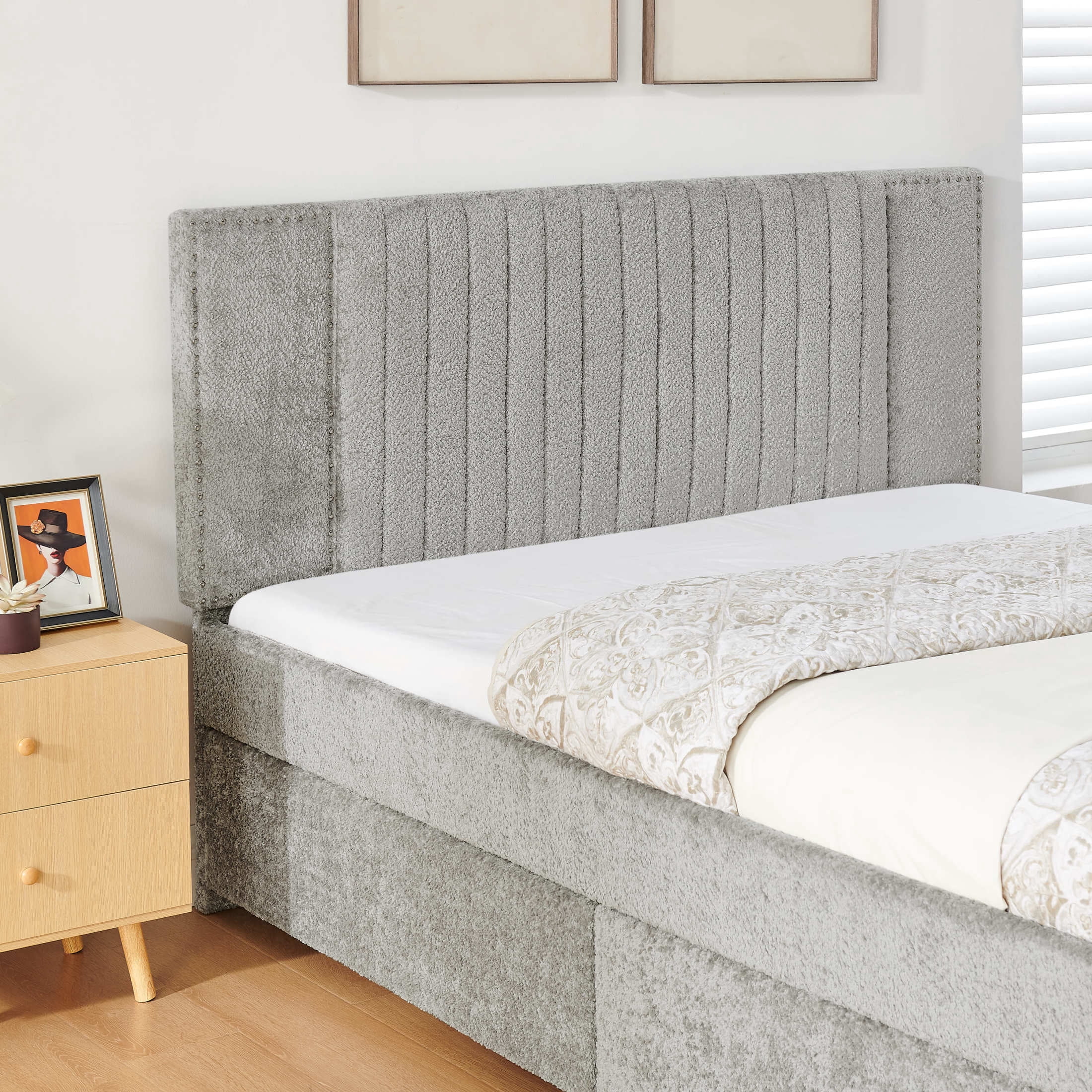 Noble House Luxen Queen Chenille Upholstered Bed, Vertical Tufted Daybed with Pull-out Trundle and Storage Drawers, Gray