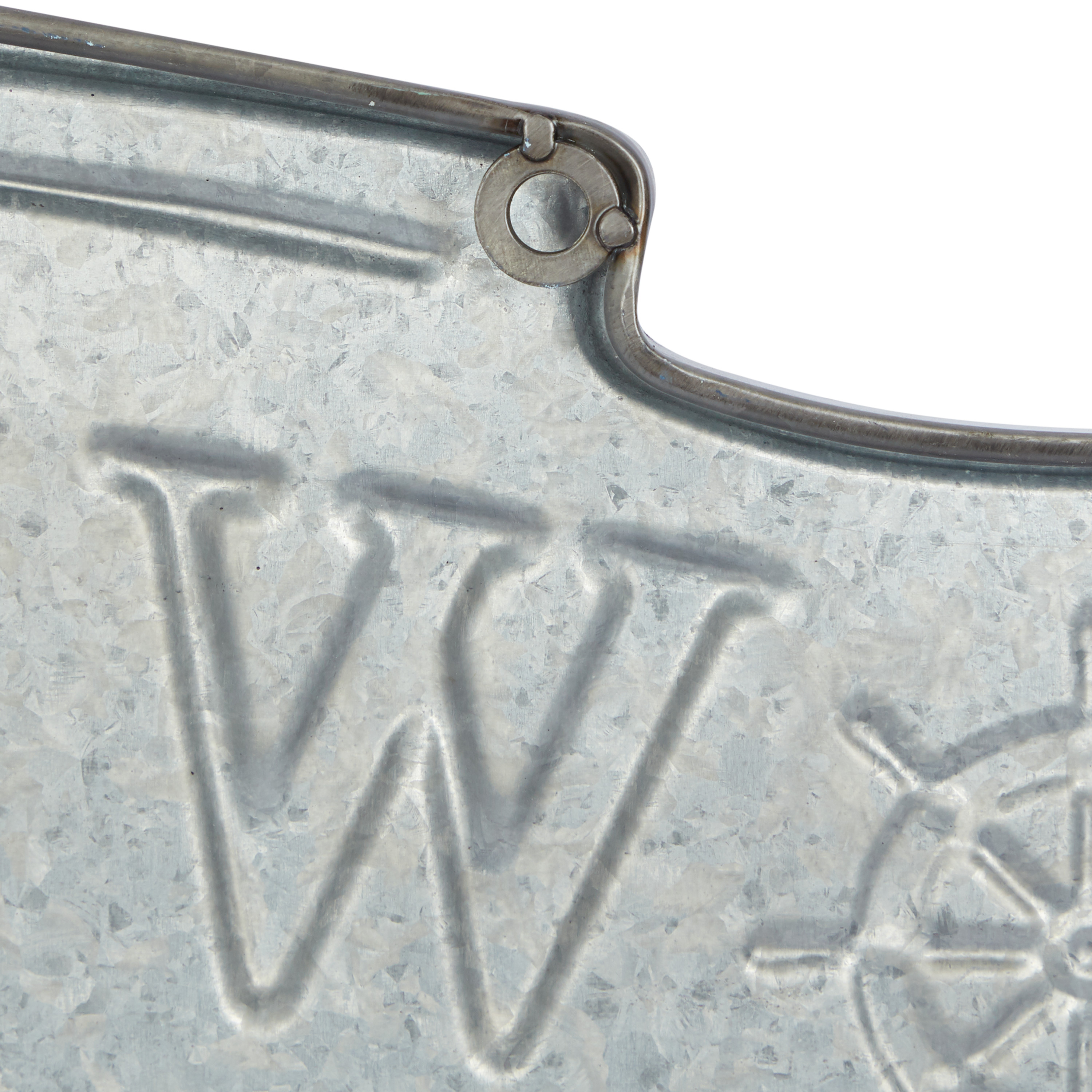 DecMode Blue Metal Welcome to the Beach Sign Wall Decor