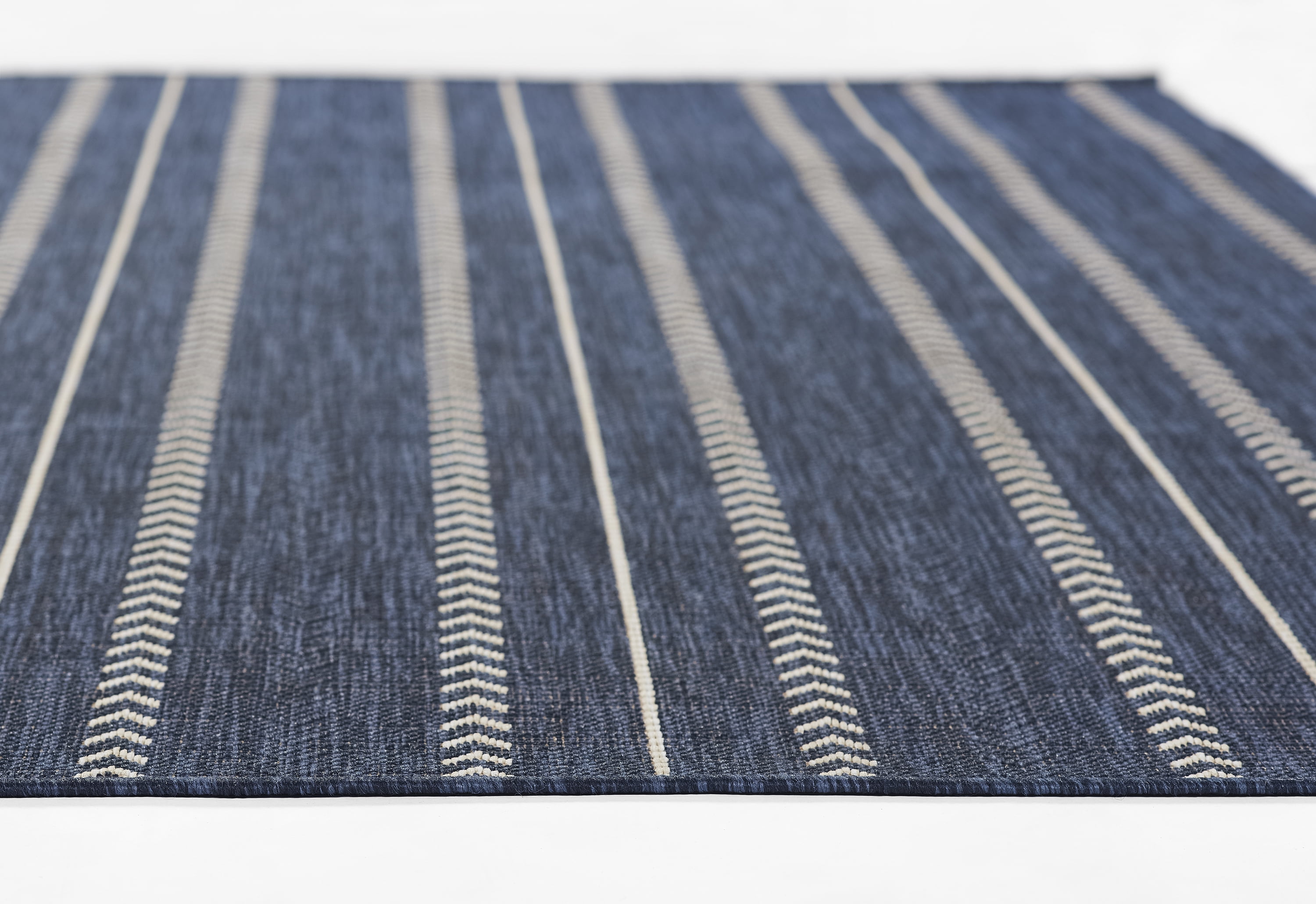 Momeni Riviera Geometric Navy Indoor Outdoor Rug 9' X 12'