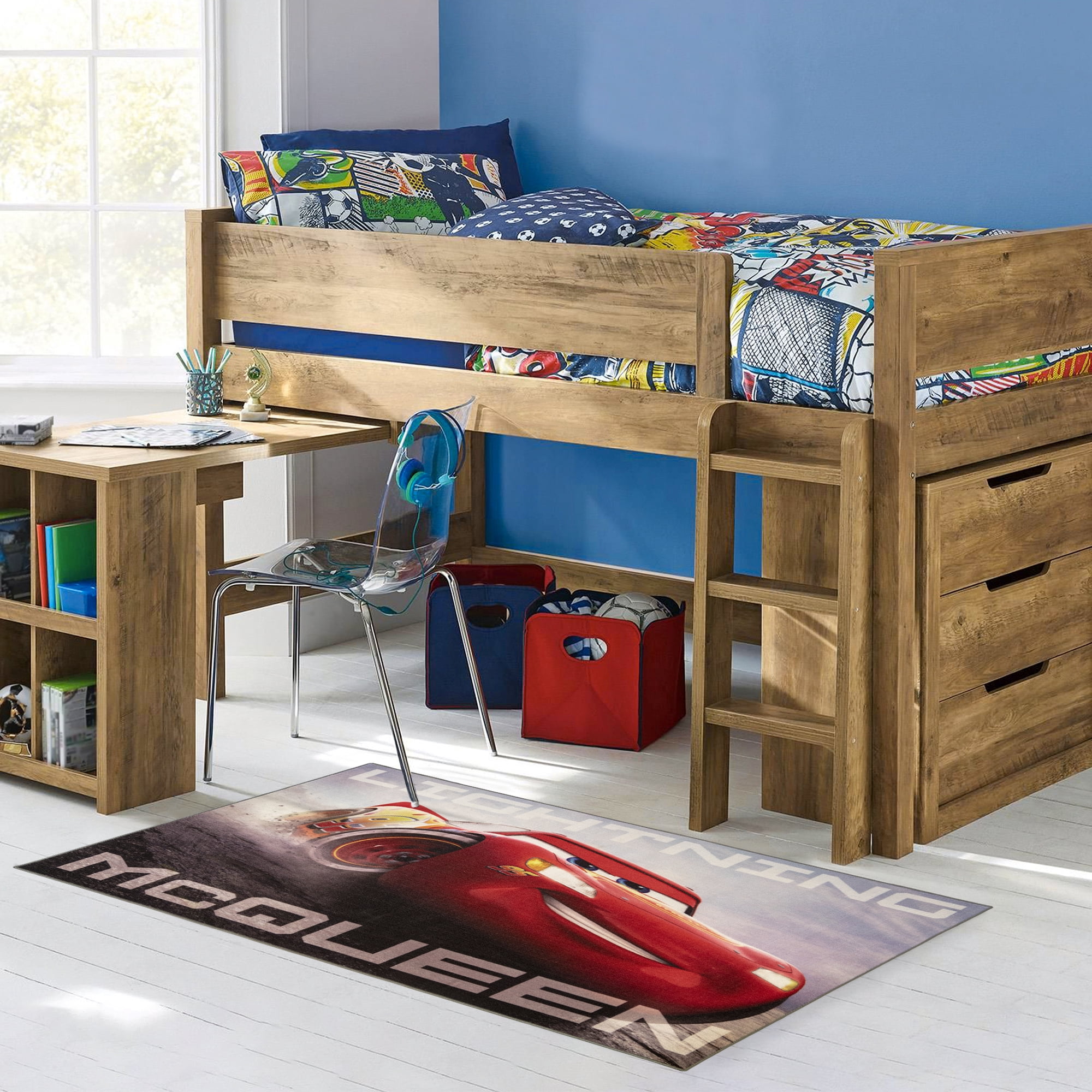 Disney Cars Lightning McQueen Printed Polyester Rug, 4'6"x6'6", Multi-color
