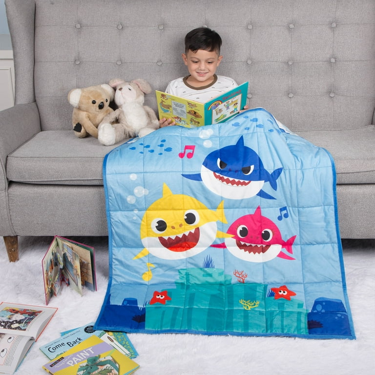 Baby Shark Kids Weighted Blanket Super Soft Plush Bedding 36 x 48 4.5lbs Blue