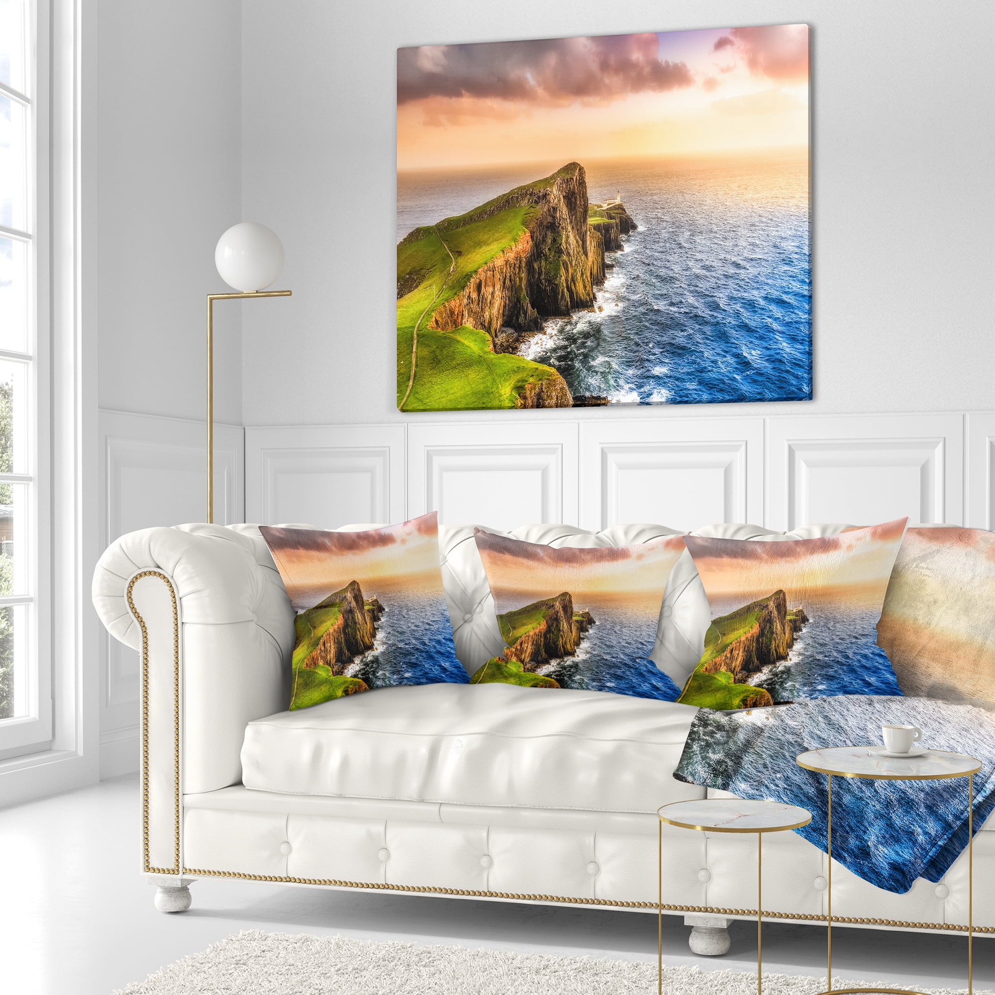 Designart Ocean Cost at Sunset - Photography Throw Pillow - 16x16