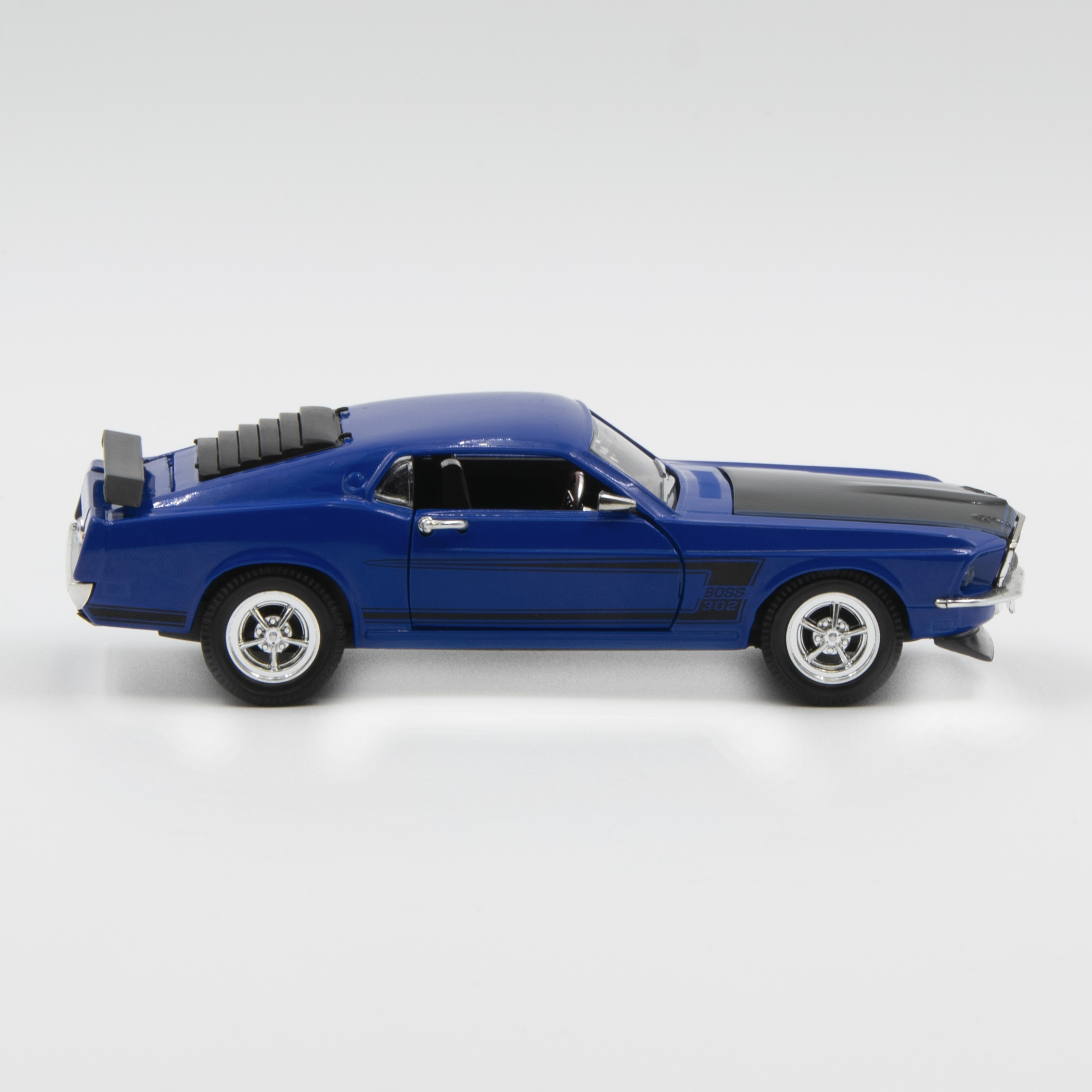 ARKO 1:32 Diecast 1969 Ford Mustang Boss 302 Fastback Hardtop in Blue and Black