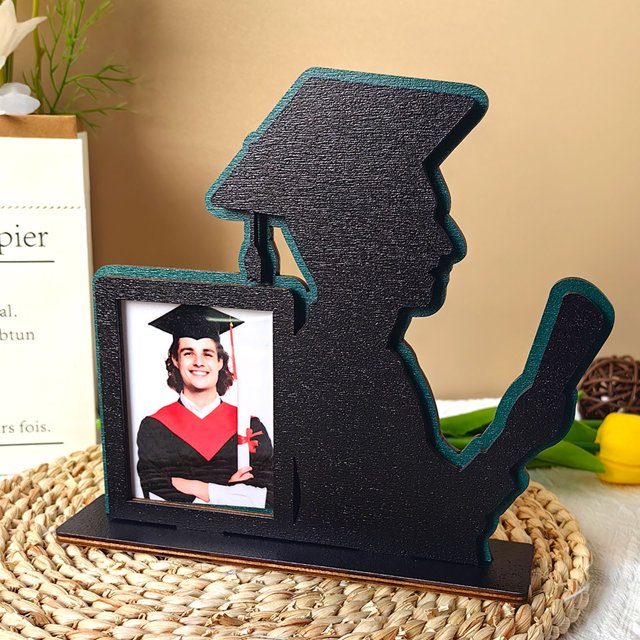 2024 Graduation Season Photo Frame Display Table Green A 2024 Graduation Season Photo Frame Setup Wooden Dwarf Ornament X1