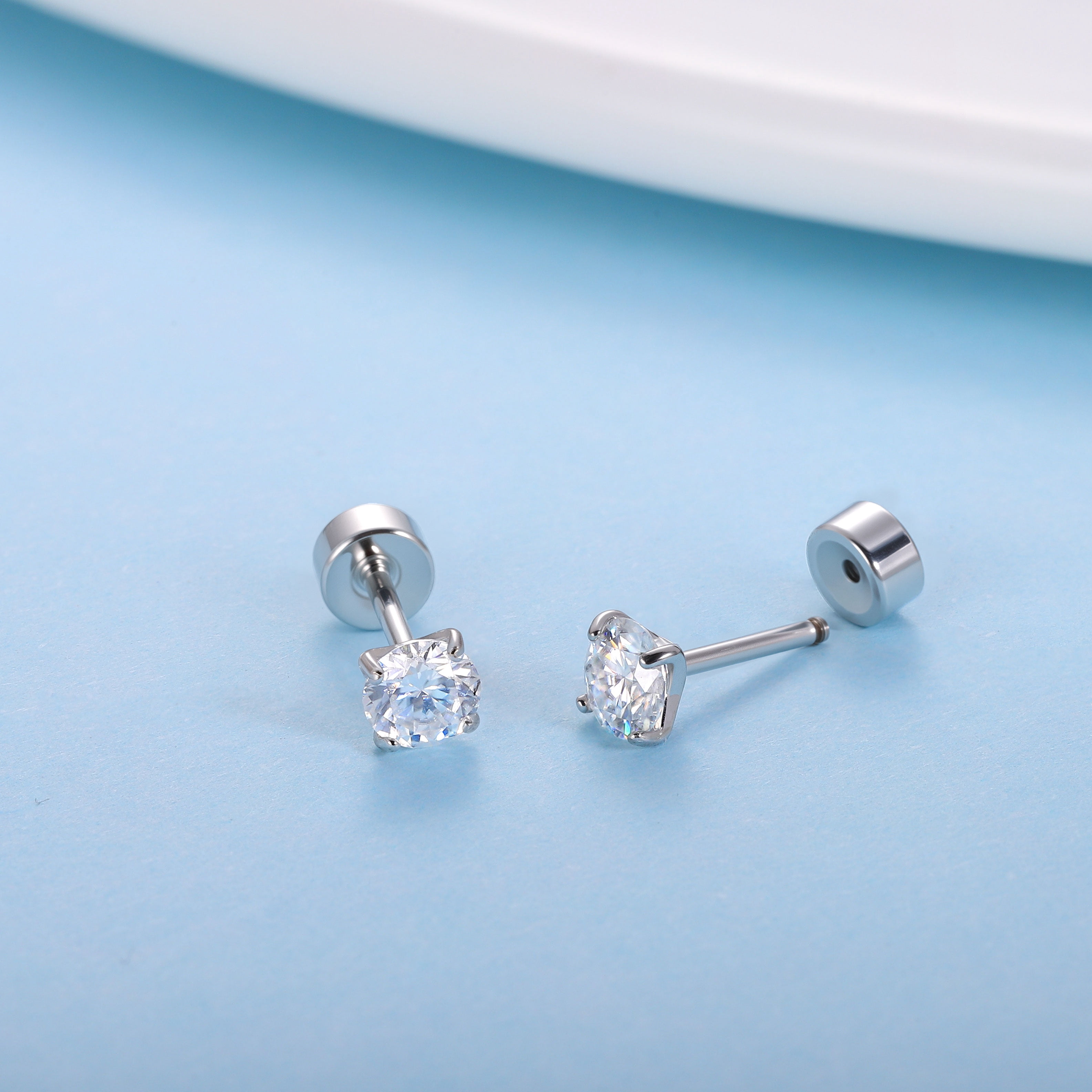 Moissanite Stud Earrings, Implant-Grade Titanium Screw-Back, Single Diamond Design, Unisex, Sparkling, Ideal for New Piercings, 3mm/4mm/5mm