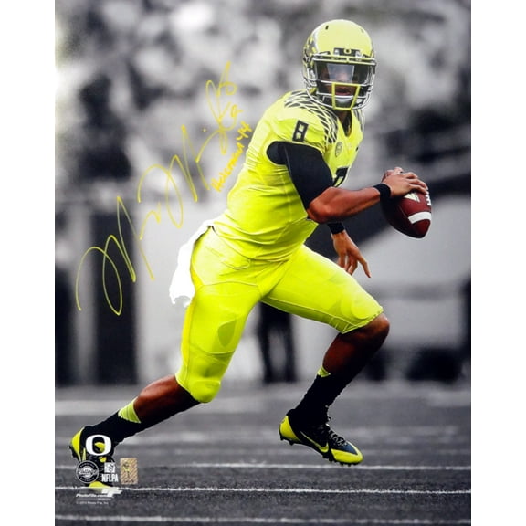 Marcus Mariota Autographed 16x20 Photo Oregon Ducks "Heisman '14" MM Holo 89884