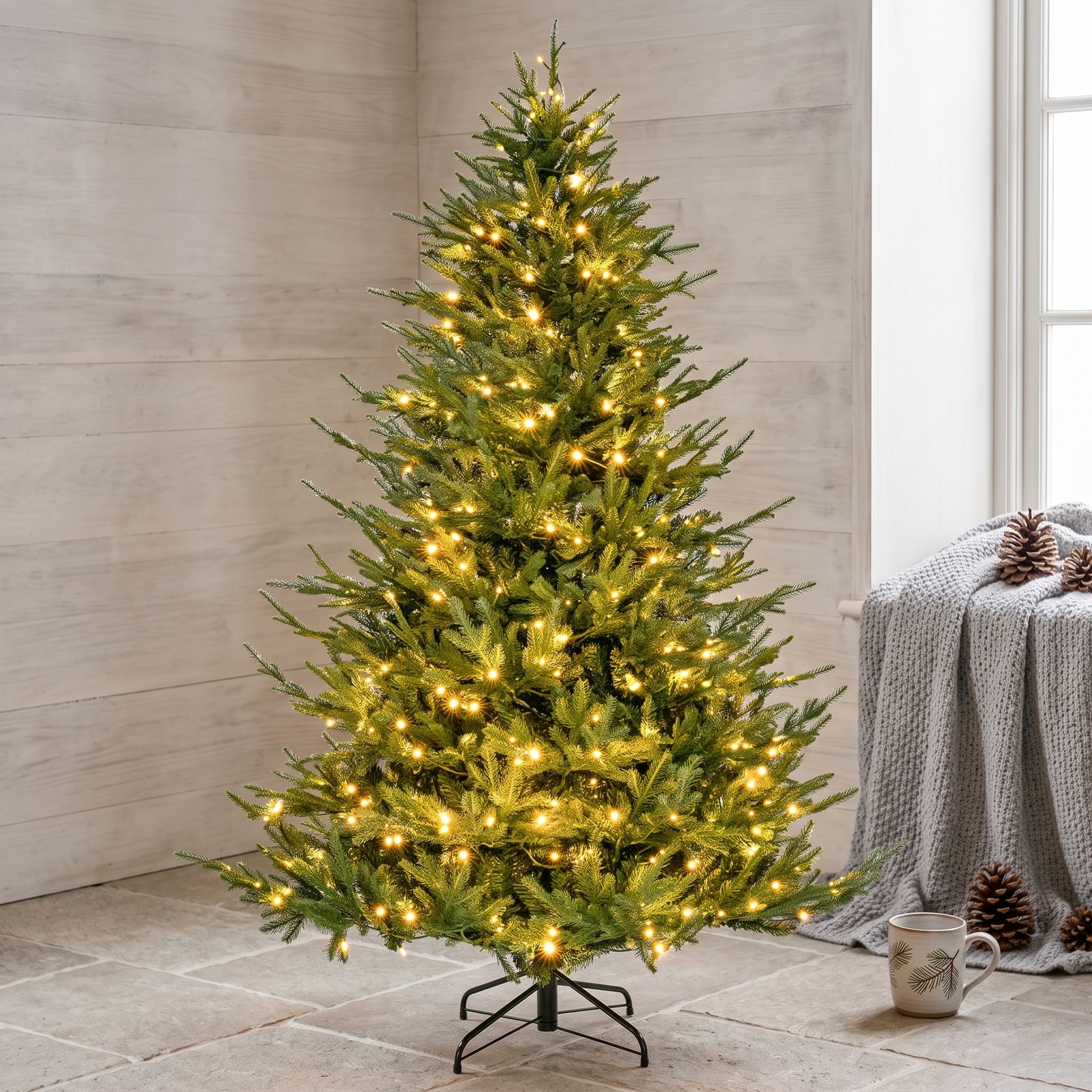 RUIE 7 ft Pre-Lit Artificial Christmas Tree with 380 Warm White LED Lights, 8 Lighting Modes, 1130 Branch Tips, PE PVC Hinged Full Spruce Xmas Tree with Metal, Green