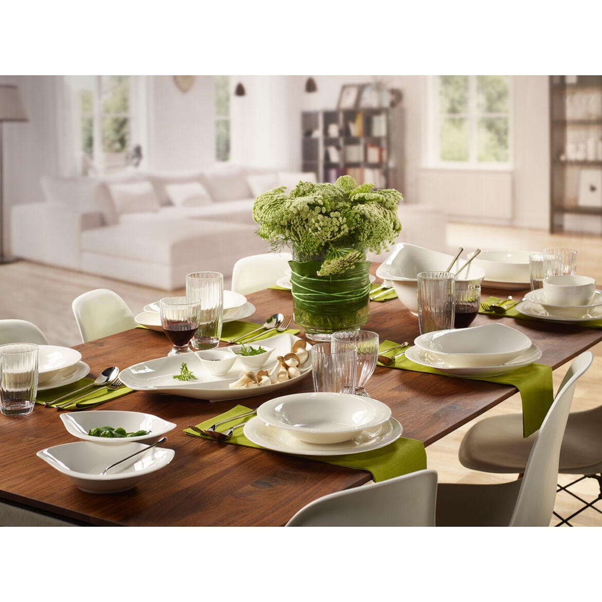 Elegant White Porcelain 4-Piece Dinnerware Set