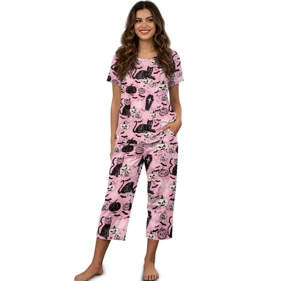 DISNIMO Halloween Womens Pajama Sets, Cat Bat Printed Sleepwear Soft 2 Piece Pjs Set Pumpkin Printed Lounge Short Sleeve Tops and Capri Pant with Pockets, S