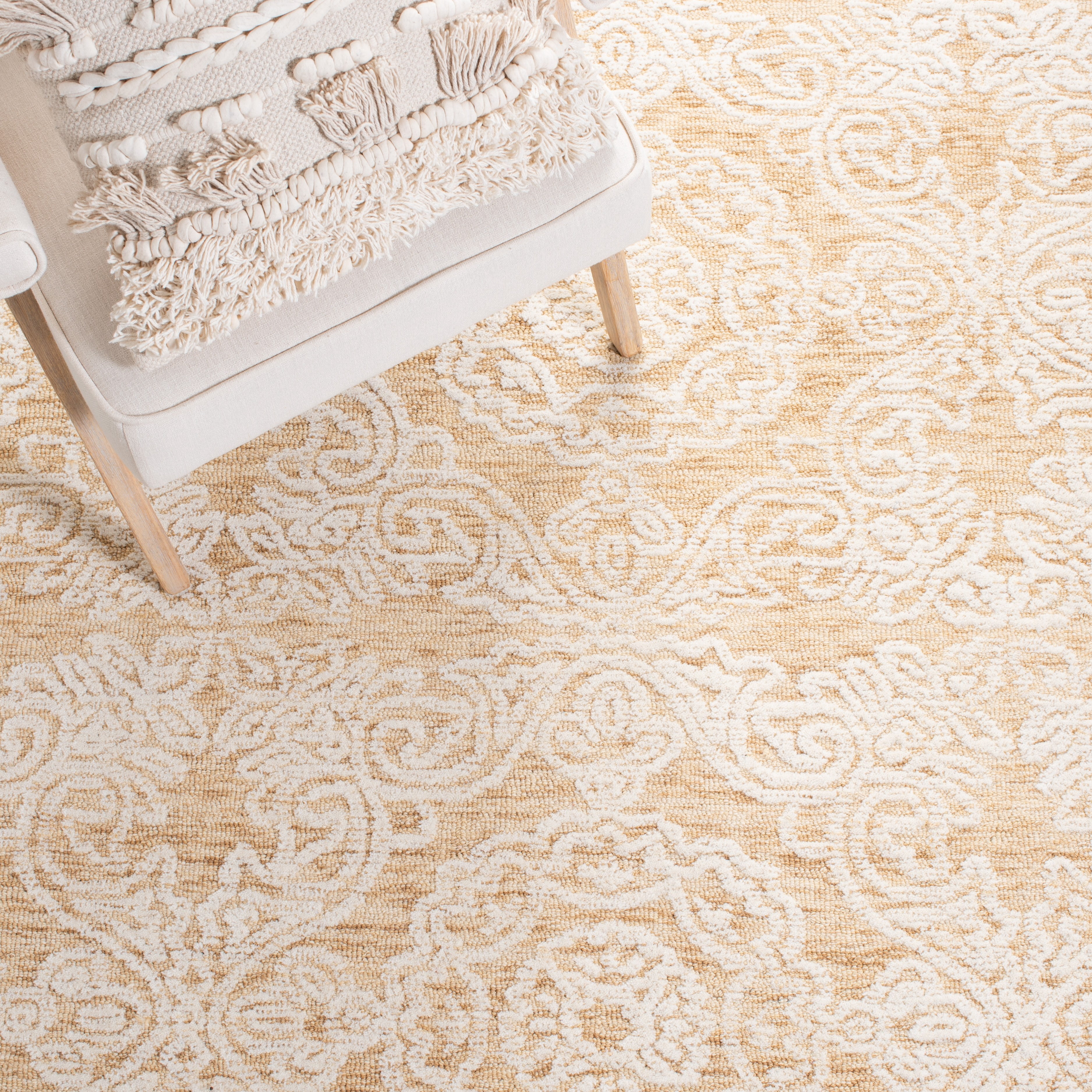 Safavieh Metro Elmer Medallion Area Rug, Gold/Ivory, 6' x 6' Square