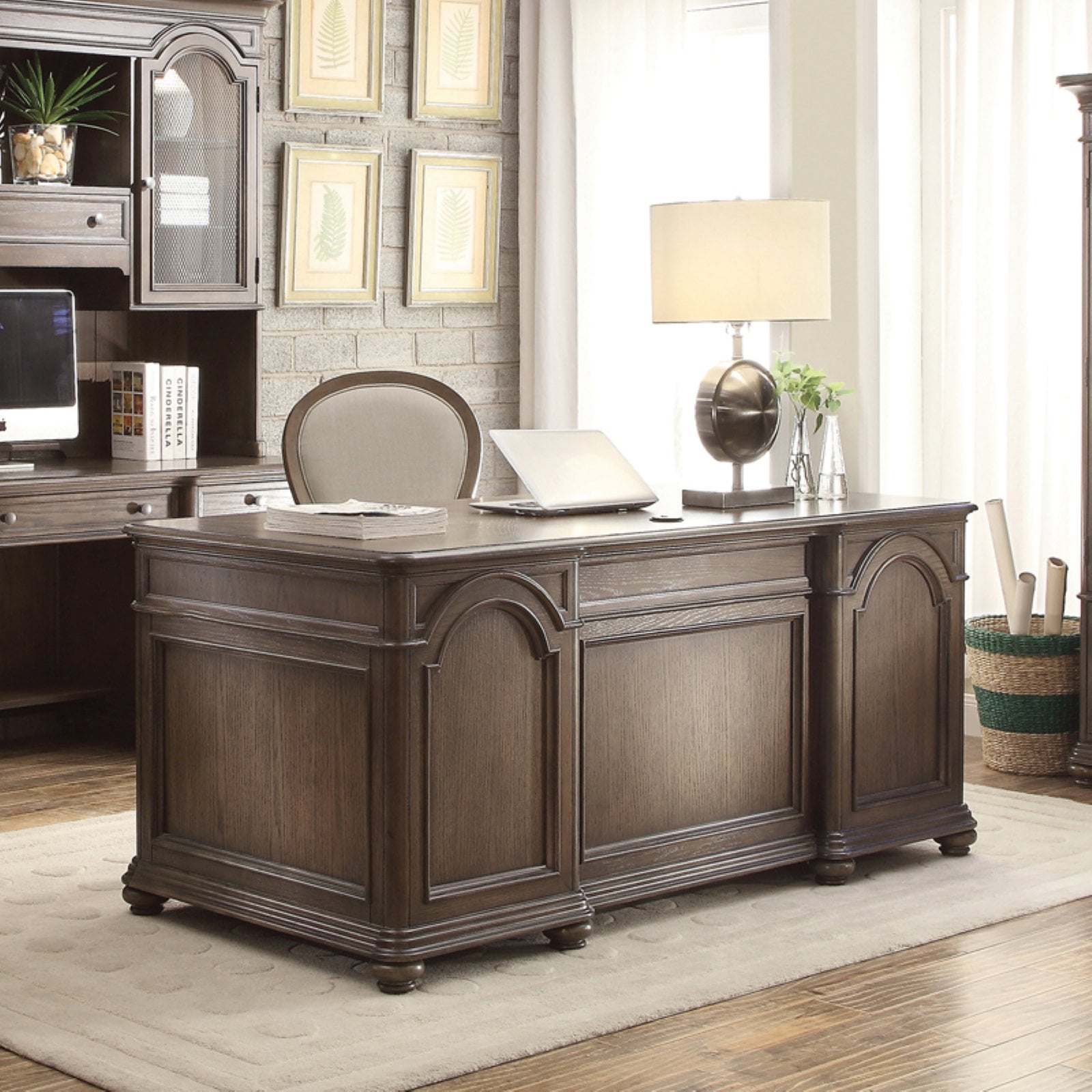 Riverside Belmeade Executive Desk