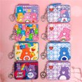thumbnail image 2 of Cartera de cuero con diseño de osos cariñosos de caramelos, bolso con cremallera de dibujos animados, bolsa de almacenamiento de identificación, colgante de anime, decoración, juguetes bonitos para ni, 2 of 5