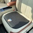 thumbnail image 3 of Cojín de asiento de coche con bonitos dibujos animados, almohadilla refrescante, almohadilla de gel Simplicity, cojín de asiento ventilado y refrescante universal para las cuatro estaciones, 3 of 5