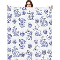 Buryeah Easter Bunny Blue White Flowers Blanket Gifts Flannel Throw Blanket Floral Farmhouse French Blanket Couch Sofa Soft Warm Bed Blankets for Women Friends 50 * 60 Inch