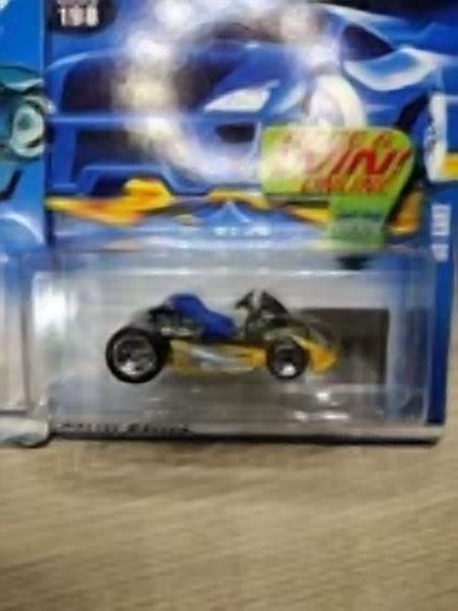 Hot Wheels 2 Car Lot Go Cart 1:64 Die Cast 1997 Release Malaysia Yellow / Purple