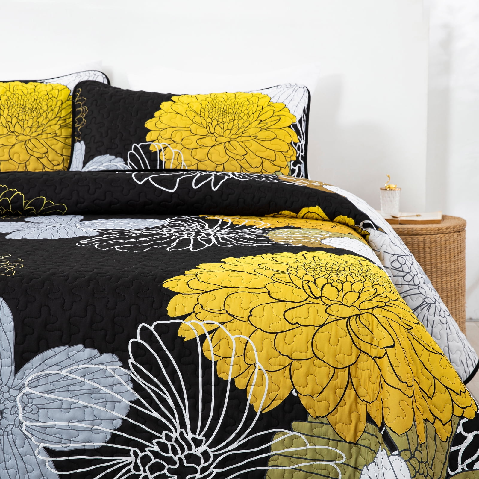 Dintszyayue Yellow Floral Quilt Set Queen Size,1Bedspreads and 2Pillowcases Bohemian Soft Adult(90"x96")