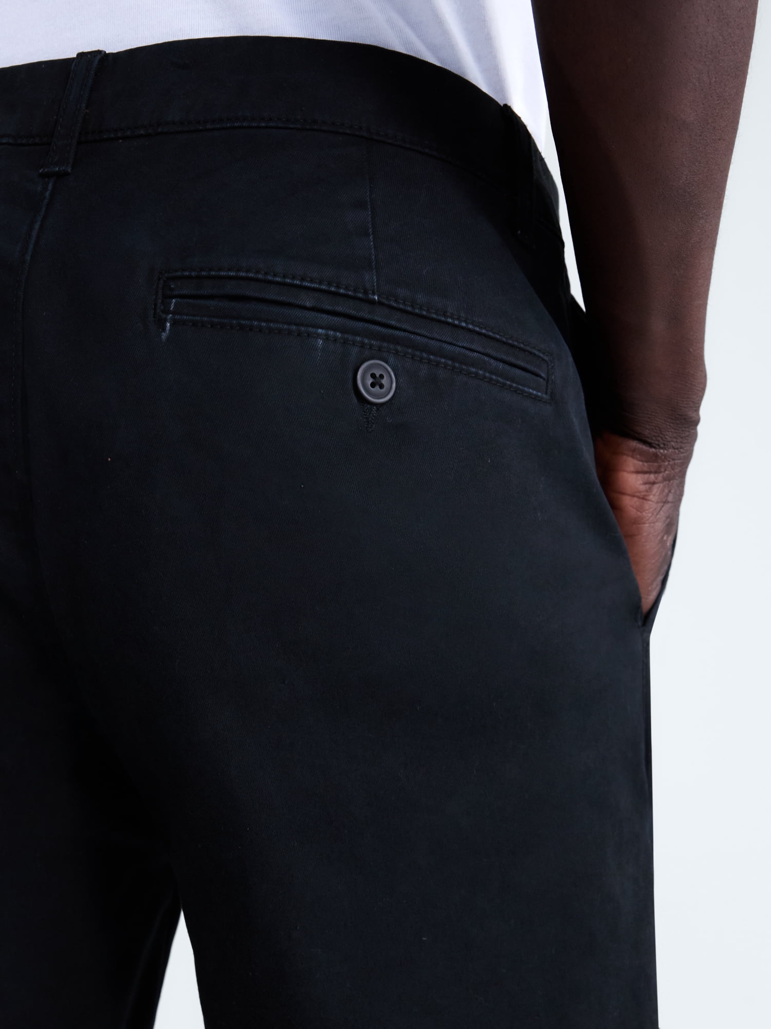 Free Assembly Men's Loose Fit Straight Leg Chino Pants, Waist Sizes 29-40