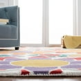 thumbnail image 4 of SAFAVIEH Kids Floral Flower Bursts Area Rug, Ivory/Gold, 5' x 8', 4 of 8