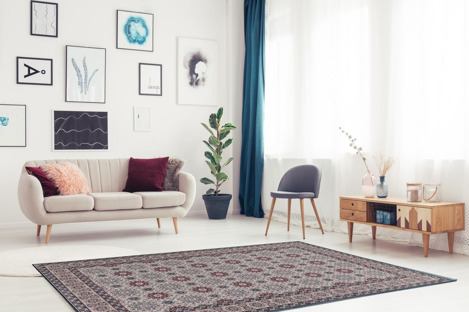 Tapis Emerald Sanlin rouge & ivoire de 6 pi 7 po x 9 pi 7 po