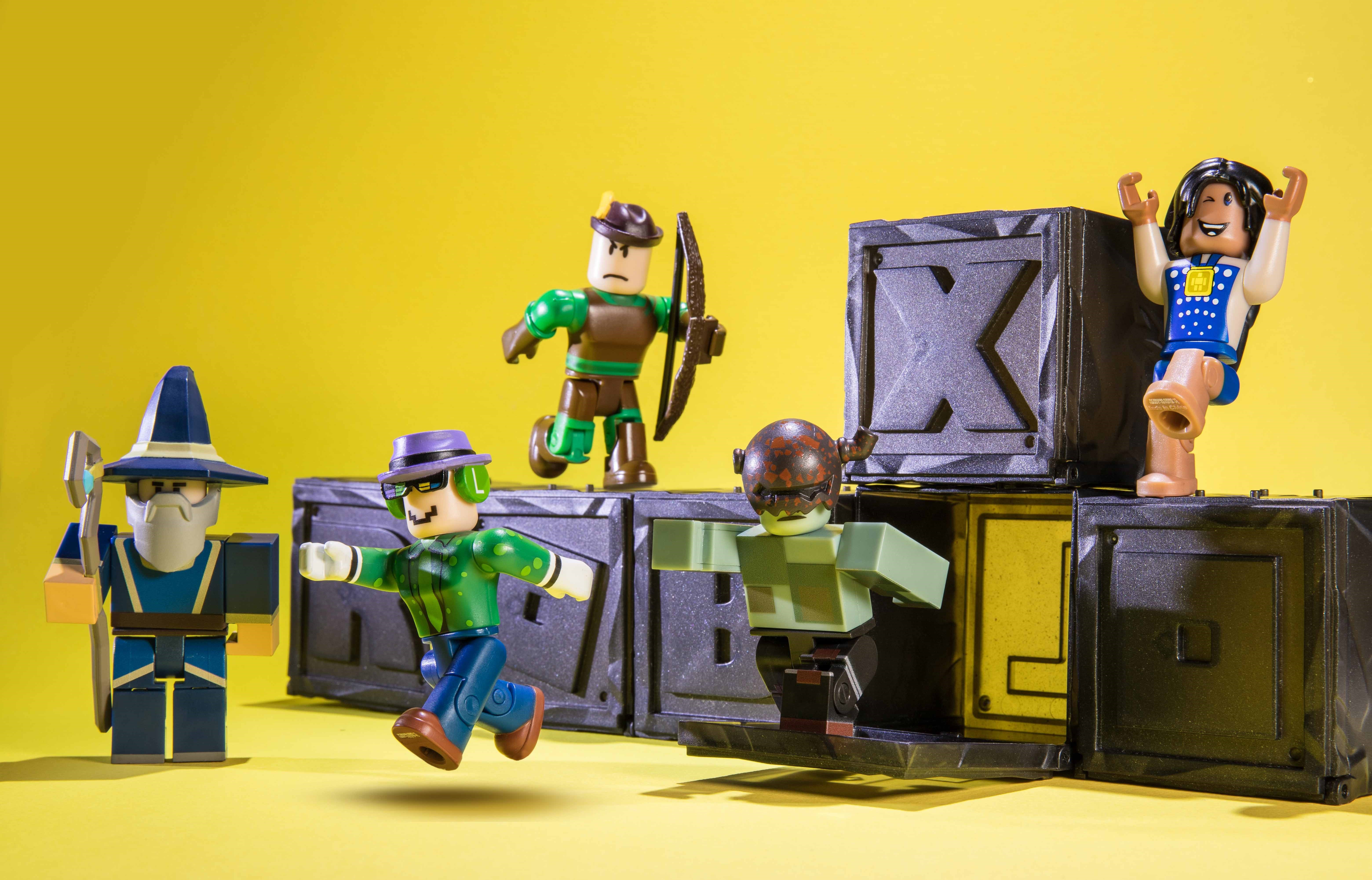 Roblox Action Collection Series 7 Mystery Figure Includes 1 Figure Exclusive Virtual Item Walmart Com Walmart Com - roblox action collection series 3 mystery figure includes 1 figure exclusive virtual item walmart com walmart com