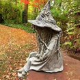 thumbnail image 4 of Estatua De Bruja Solar, Adorno De Bruja De Resina Led De Halloween Para Decoración De Jardín De Halloween Inevent HA037392-00, 4 of 6