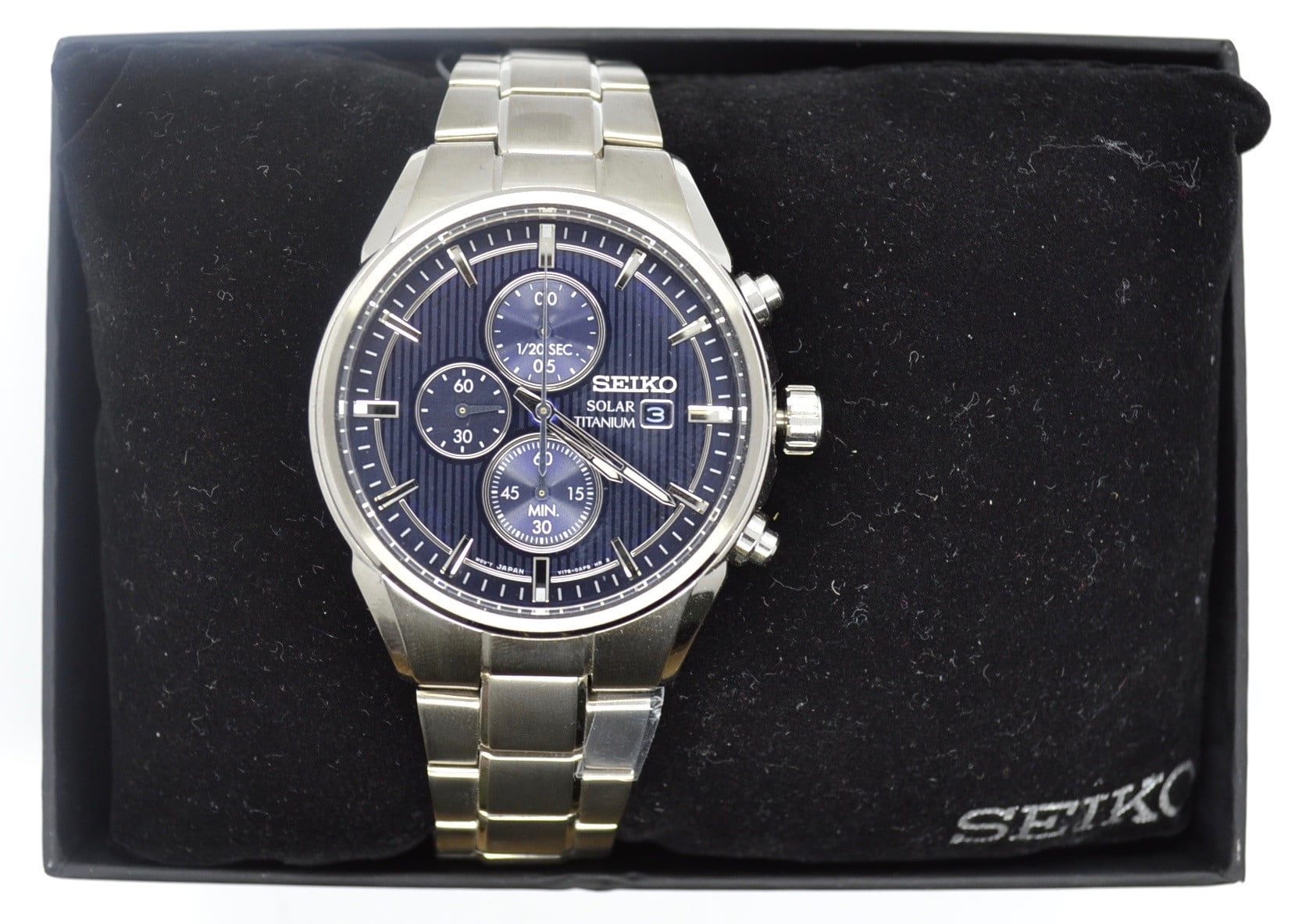 seiko solar titanium chronograph