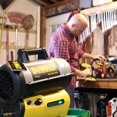 thumbnail image 4 of Calentador de propano DEWALT, inalámbrico, portátil, de aire forzado, 68.000 BTU, 4 of 8
