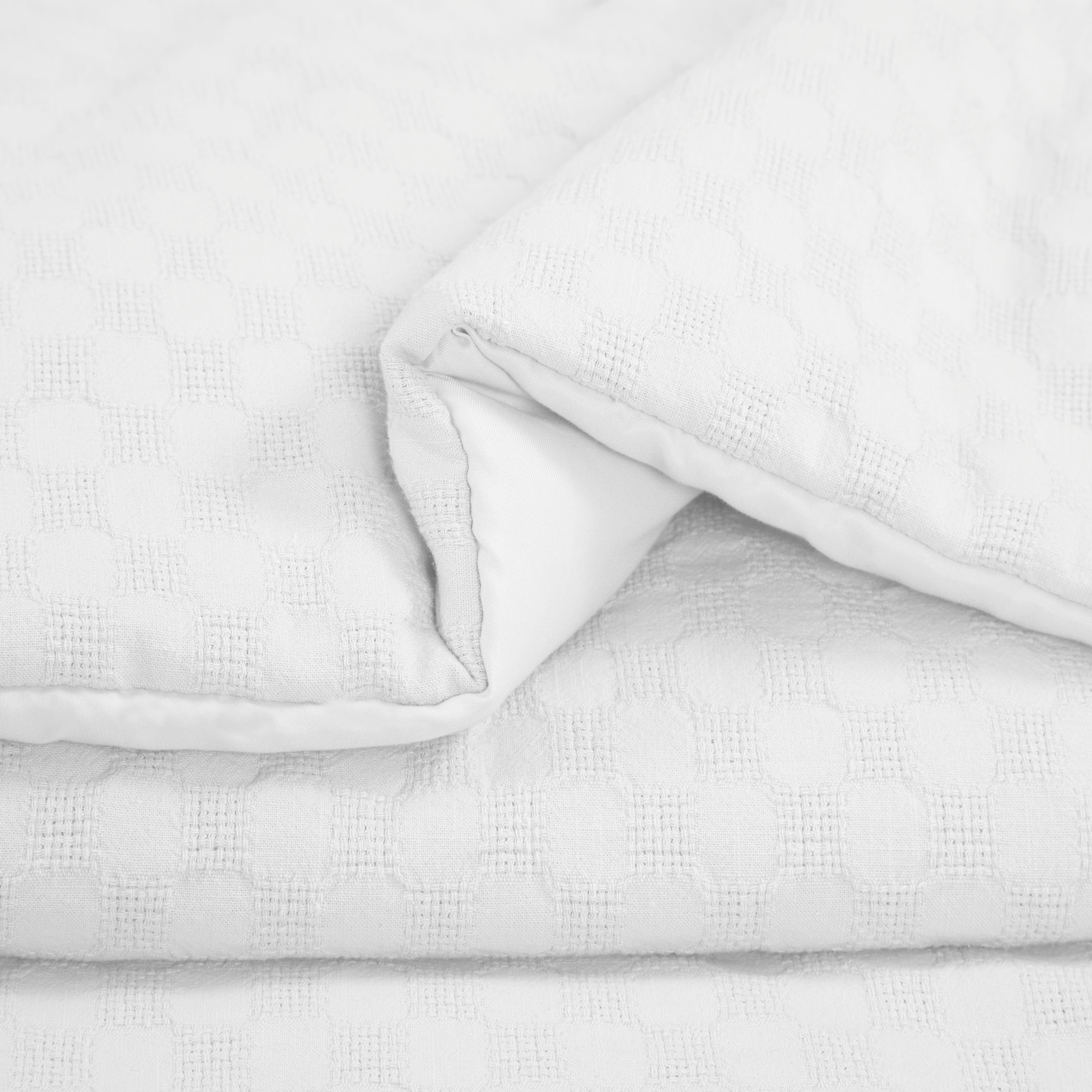 Better Homes & Gardens King Comforter Set, All-Season, 3-Piece, Arctic White Block Weave