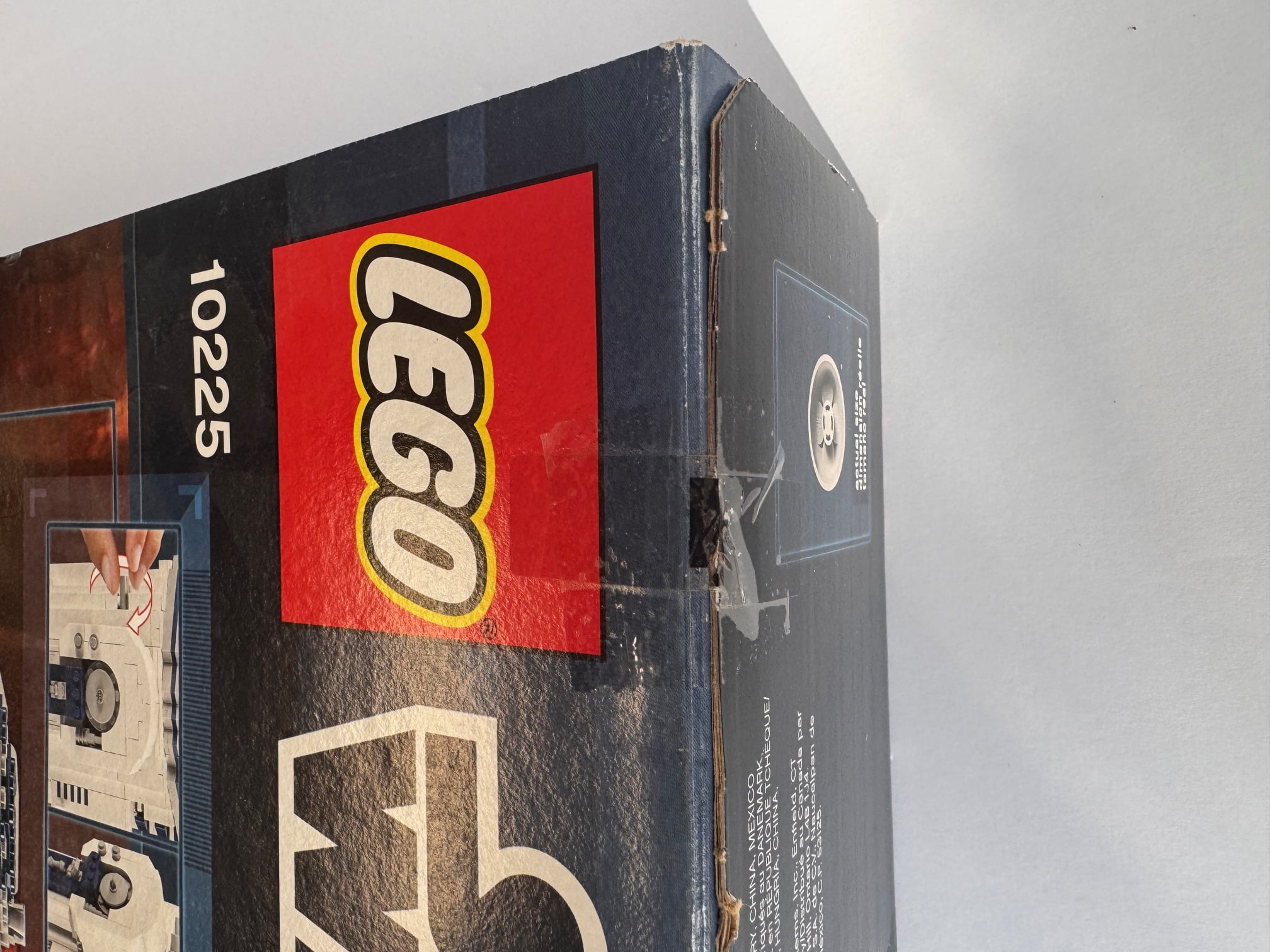 LEGO Star Wars 10225 - R2-D2