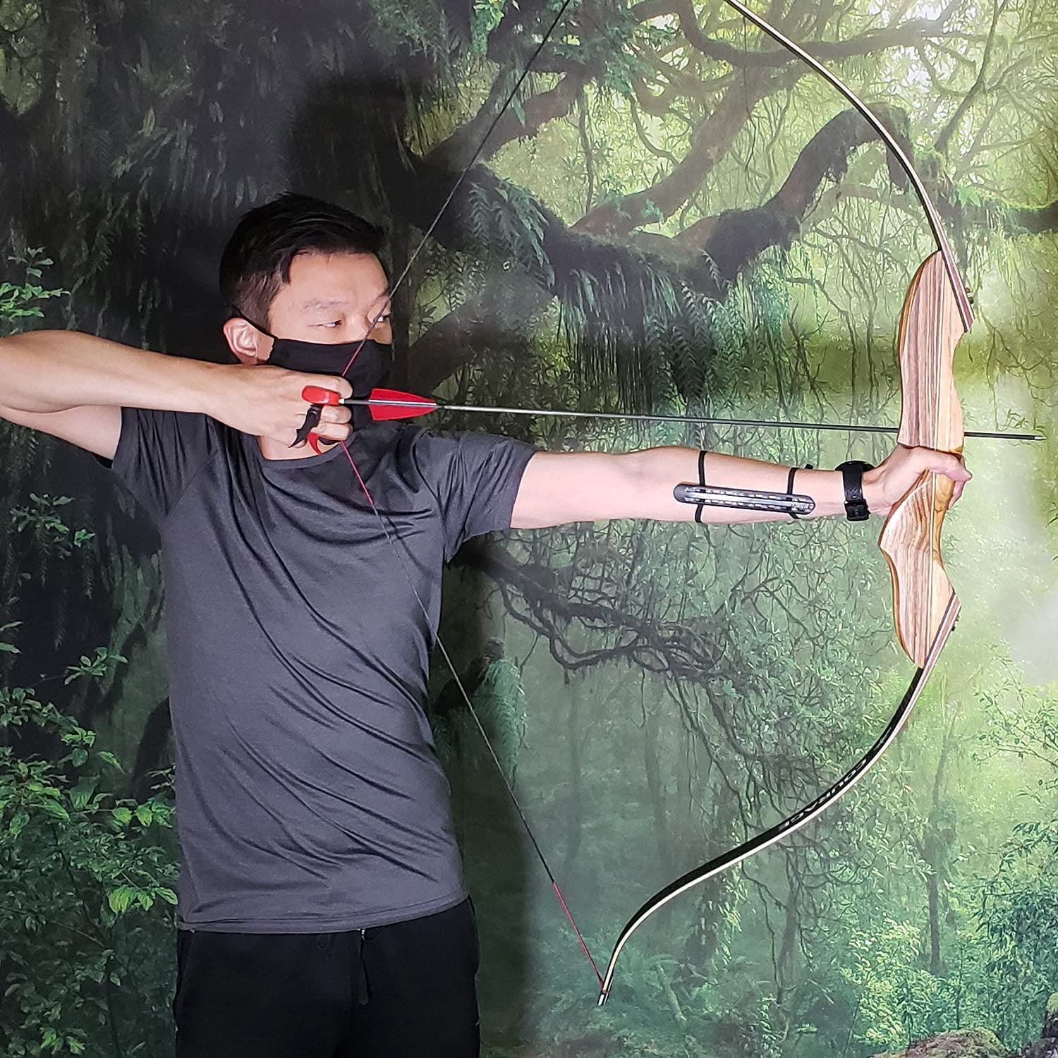 Southland Archery Supply Courage Hunting Takedown Recurve Archery Bow Package - Left Hand 35 LBS.
