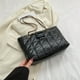 thumbnail image 4 of Bolso de cadena para hombro y axila | Bolso de cuero acolchado de lujo | Correa ajustable | Tote de gran capacidad | Compartimentos multifuncionales | Negro, blanco, caqui | 36x20x4cm, 4 of 6