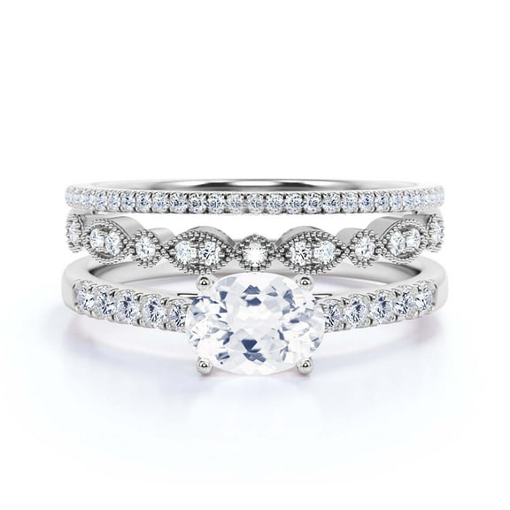 Dazzling Art Deco 2.50 Carat Oval Cut Diamond Moissanite Unique Engagement Ring, Wedding Ring, Two Matching Band in 925 Sterling Silver With 18k White Gold Plating Gift For Woman, Promise Ring