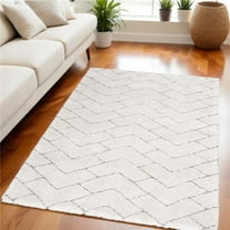 HomeRoots 551132 5 x 7 ft. Shag Rectangle Area Rug, Ivory & Gray