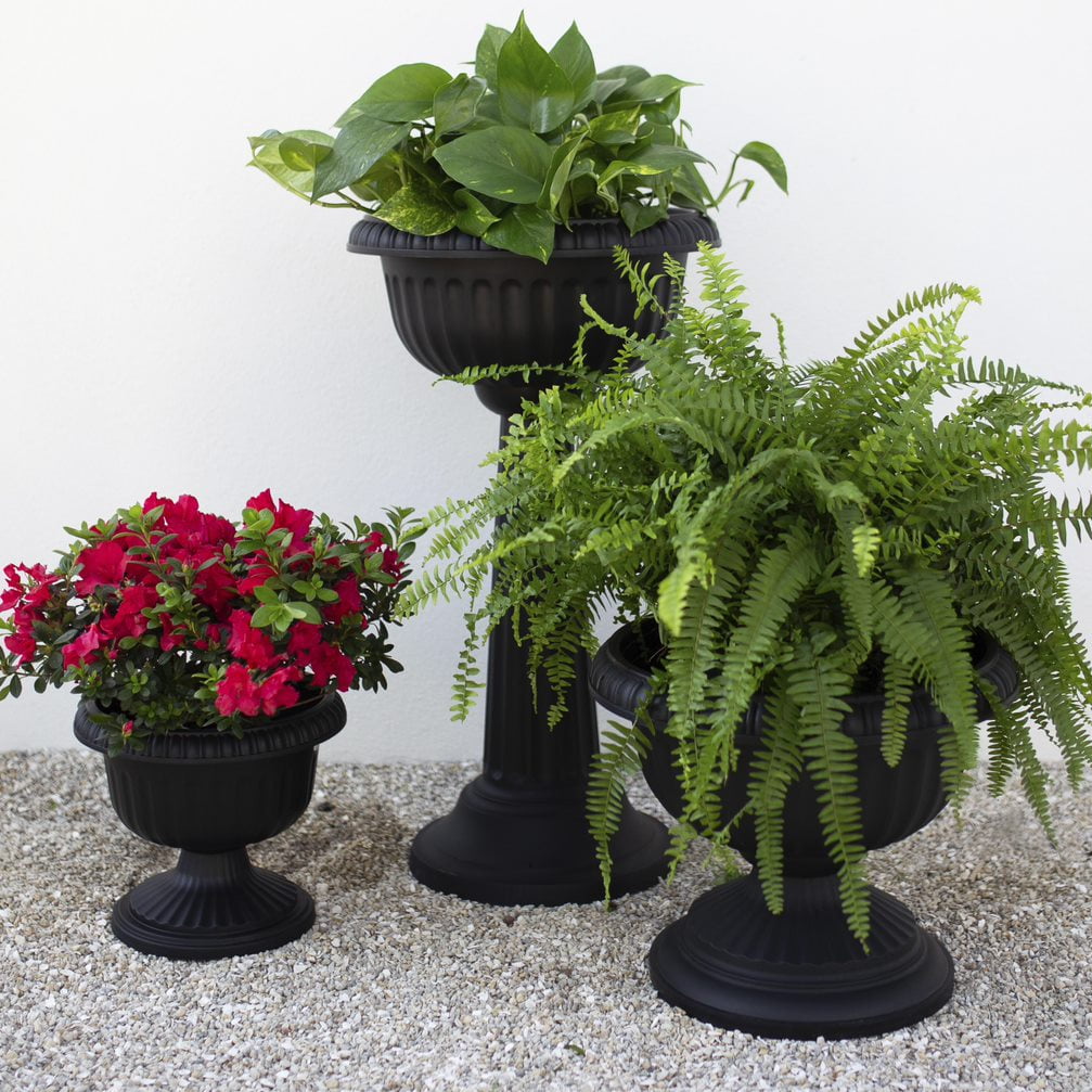Bloem 18-in Grecian Urn Resin Planter - Black