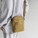 thumbnail image 3 of Bolsa de hombro cruzada, bolso de viaje para hombres, mujeres, niños, con agujero para auriculares, caqui, 3 of 6