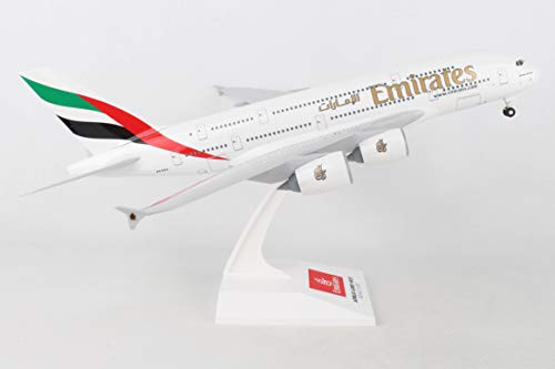 Daron Skymarks Emirates A380-800 Airplane Model Building Kit with