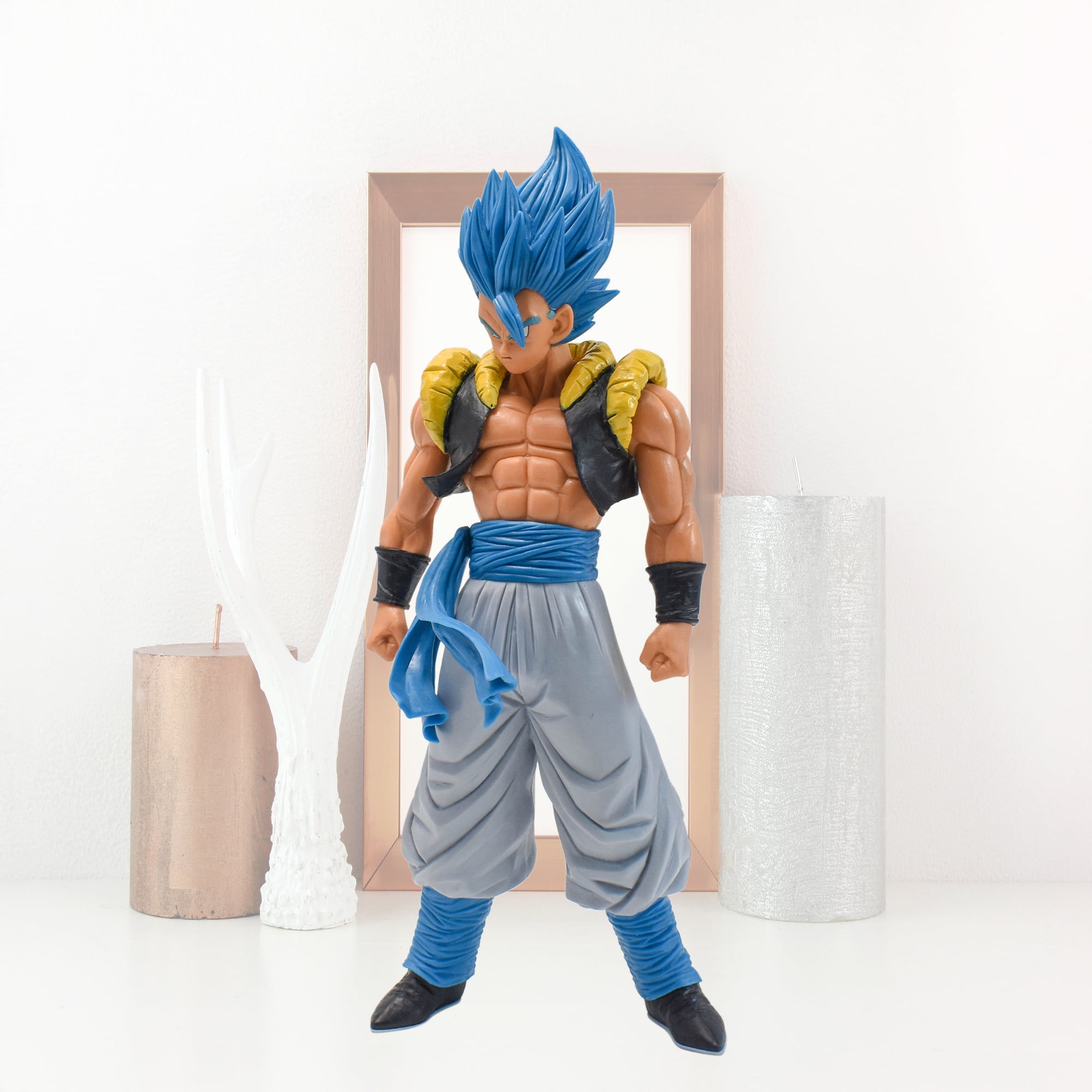 Aggregate 90+ walmart anime figures in.cdgdbentre