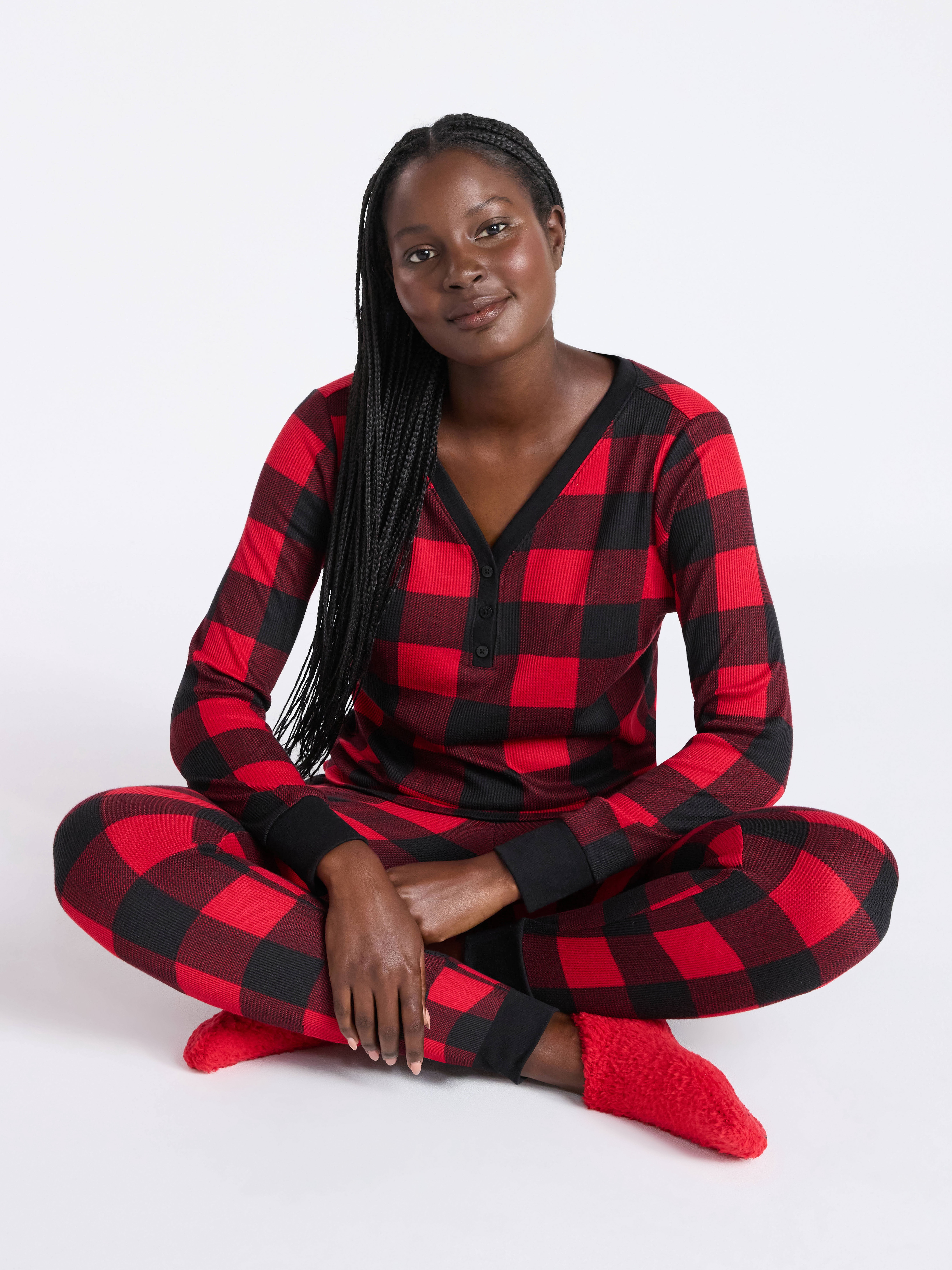 Joyspun Women's Waffle Long Sleeve Henley Sleep Top, Jogger, and Socks Pajama Set, 3-Piece, Sizes XS to 3X
