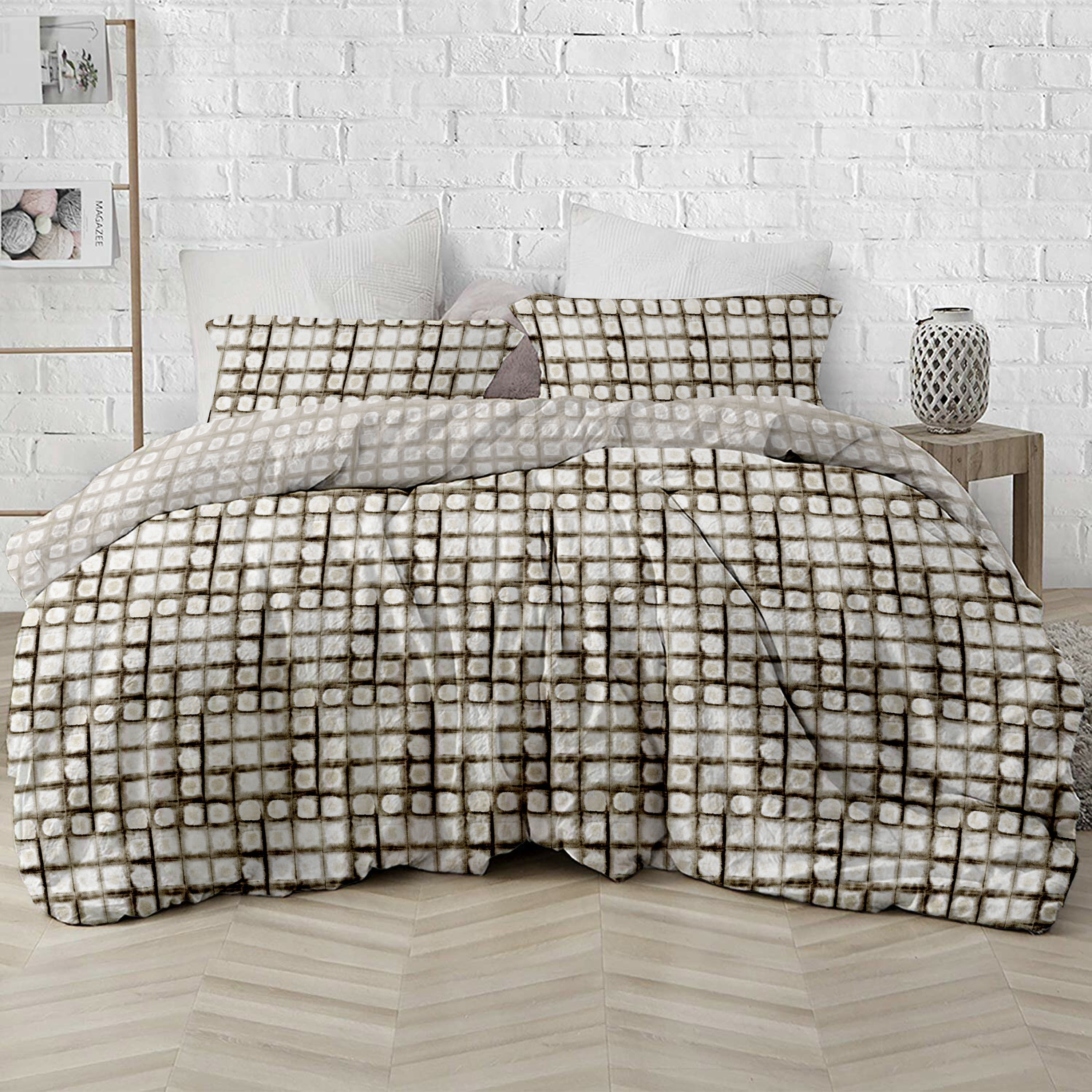 Delara GOTS Certified 100% Organic Cotton Shaded Check Reversible Print Duvet Cover and Sham Set of 2, Queen 88"X92", White/Brown