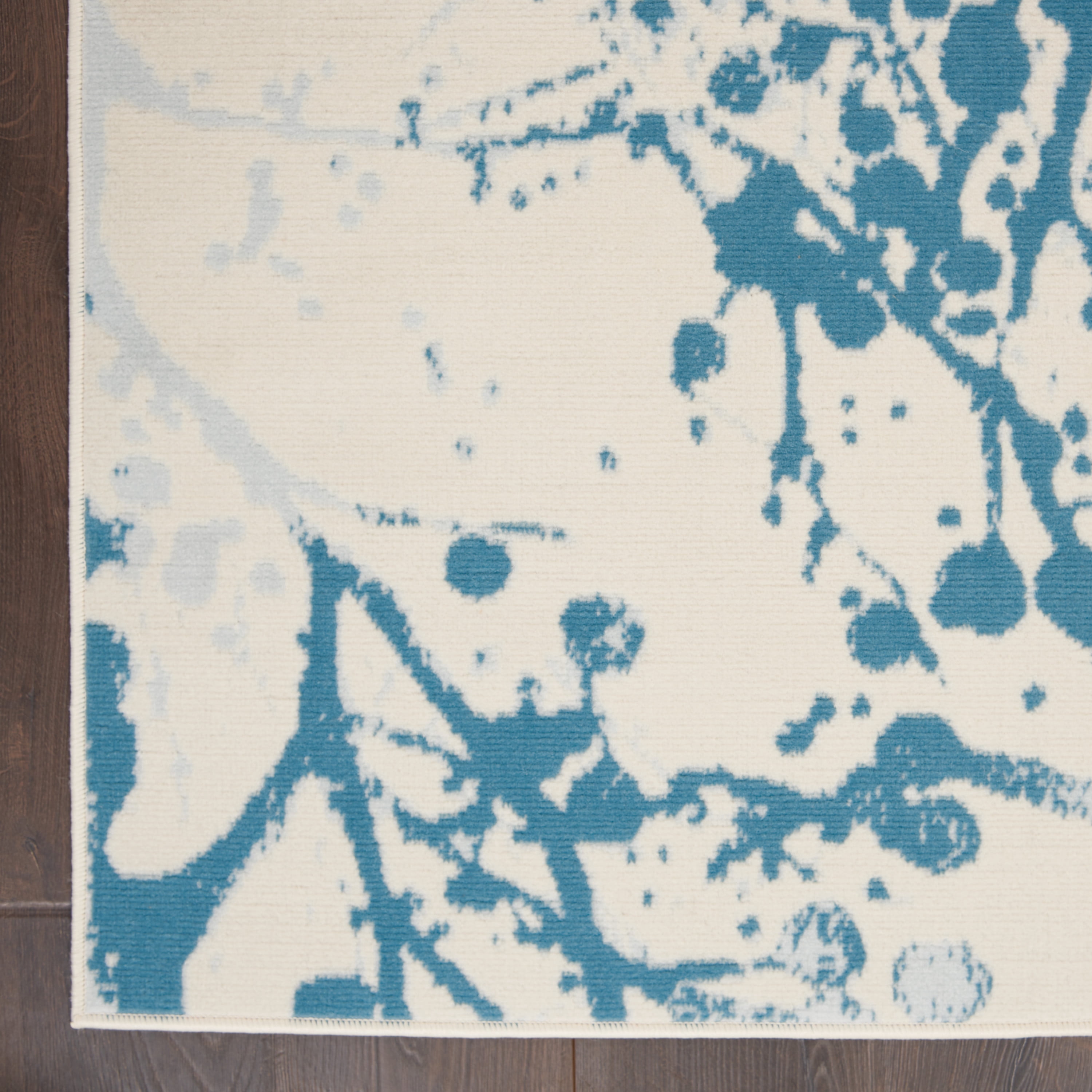 Nourison Bliss Modern Botanical Ivory/Blue 4' x 6' Area Rug, (4' x 6')